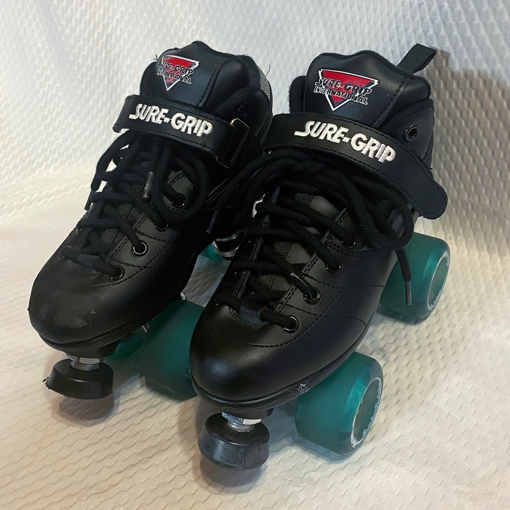 Sure grip rebel roller skates